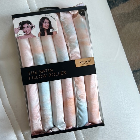 Kitsch Hair Nwb Kitsch Beauty The Satin Pillow Roller In Sunset